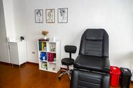 Photo 8 - Edificio Novoa, Calle Inglaterra y Avenida Eloy Alfaro esquina, Piso 3, Consultorio 301, frente a Charlestong., Quito