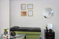 Photo 1 - Edificio Novoa, Calle Inglaterra y Avenida Eloy Alfaro esquina, Piso 3, Consultorio 301, frente a Charlestong., Quito