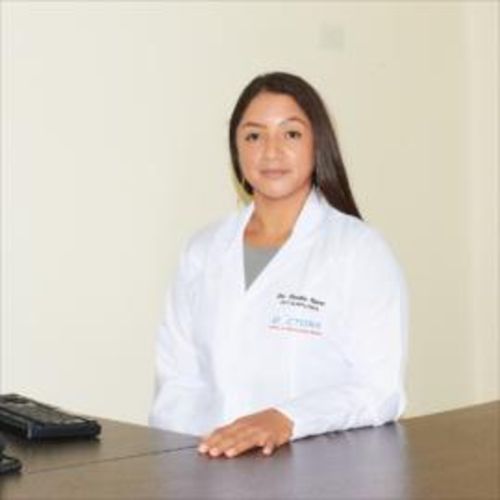 Claudia Johanna Nieves López, Oftalmólogo en Guayaquil | Agenda una cita online