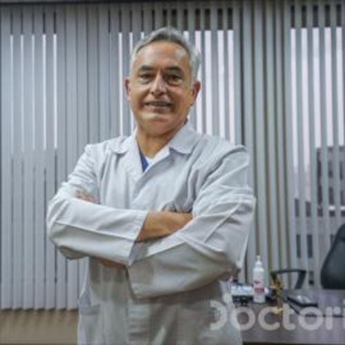 Christian Fierro Renoy, Cardiólogo en Quito | Agenda una cita online