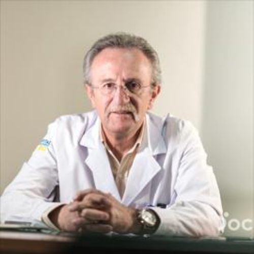 José Leonardo Asanza Heredia, Ginecólogo Obstetra en Cuenca | Agenda una cita online