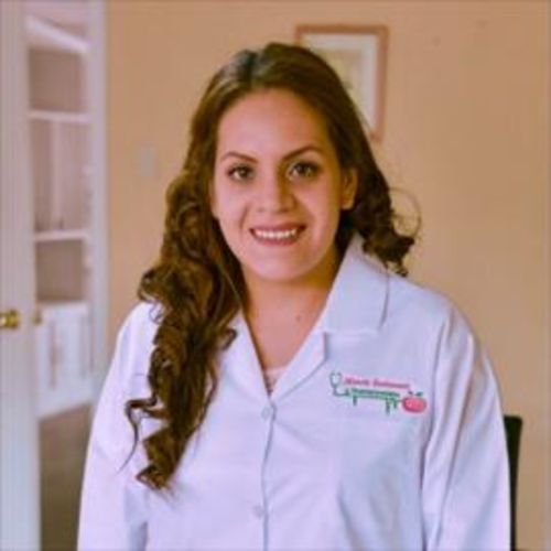 Michelle Bustamante Alvarez, Nutricionista en Cuenca | Agenda una cita online