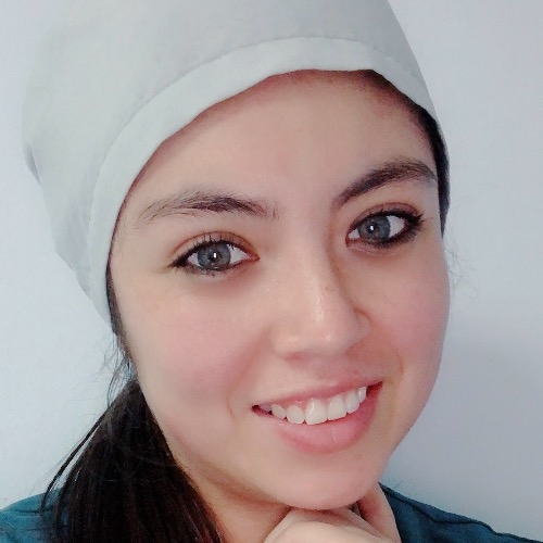 Michelle Valarezo, Odontólogo en Déleg | Agenda una cita online