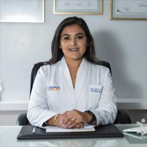 Mónica Fabiola Vásquez Palacios, Gastroenterólogo en Cuenca | Agenda una cita online