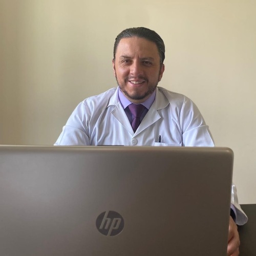 Carlos Leon, Neurocirujano en Quito | Agenda una cita online