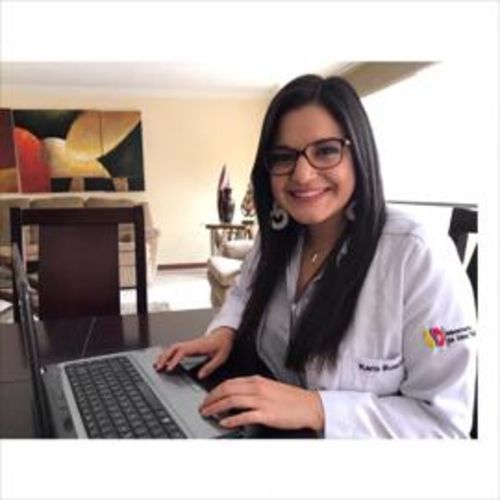 Karla Bolaños, Nutricionista en Quito | Agenda una cita online