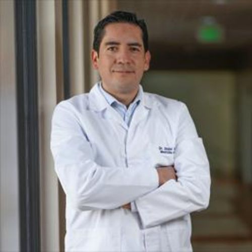 Daniel Valencia Sancho, Médico Internista en Quito | Agenda una cita online