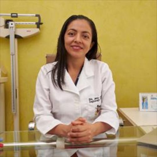Jenny Elizabeth Arboleda Bustán, Cirujano Pediátrico en Quito | Agenda una cita online