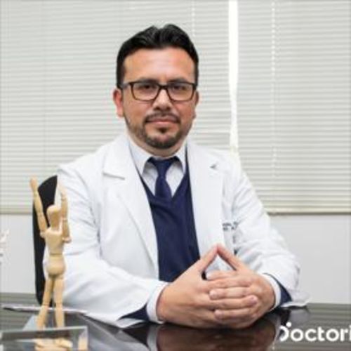 Fernando Gustavo Rubio Gallegos, Cirujano Plastico en Quito | Agenda una cita online