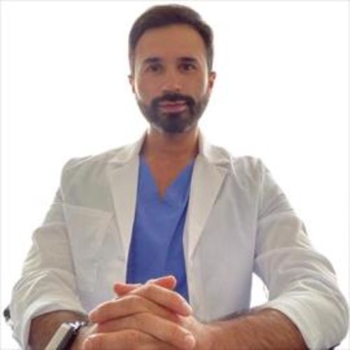 Pedro Dávila Arciniegas, Ortopedista y Traumatólogo en Quito | Agenda una cita online