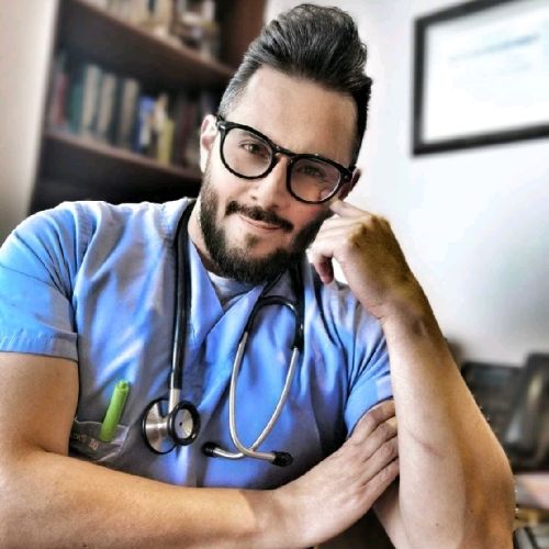 Ricardo Morales, Pediatra en Quito | Agenda una cita online