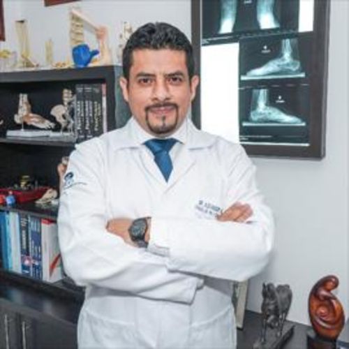Alexander Soto Toledo, Ortopedista y Traumatólogo en Quito | Agenda una cita online