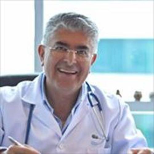 Bolívar Hernán Valladares Baquero, Gastroenterólogo en Quito | Agenda una cita online