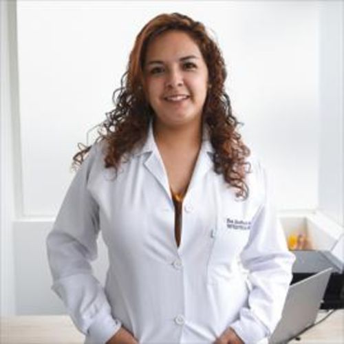 Estephanie Elizabeth Villalba Leiva, Gastroenterólogo en Quito | Agenda una cita online