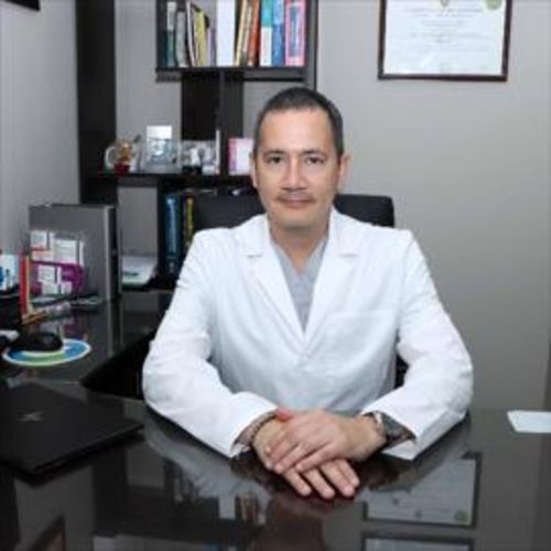 Carlos Andrés Leon Borja, Gastroenterólogo en Guayaquil | Agenda una cita online