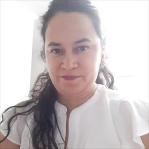 Elva Beatriz Arias Terán, Especialista en Medicina Familiar en Quito | Agenda una cita online