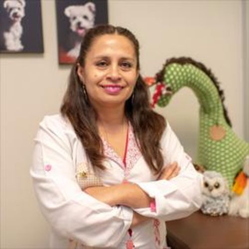Yazmina Lascano Vaca, Neumólogo pediatra en Quito | Agenda una cita online