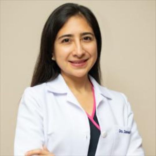 Evelyn Daniela Vásquez García, Médico General en Quito | Agenda una cita online