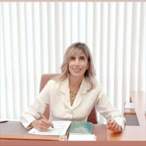 Sonia María Zurita Vallejo, Ginecólogo Obstetra en Quito | Agenda una cita online
