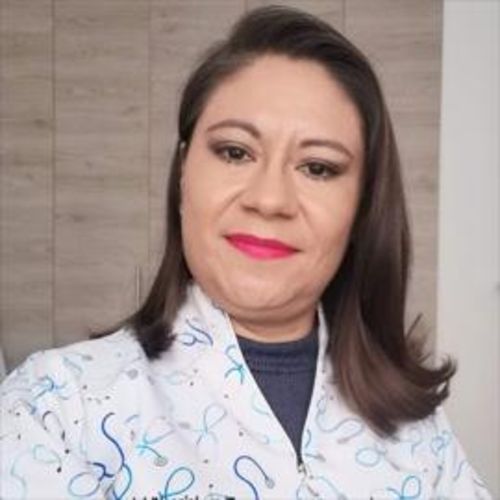 Jaira Lorena Hidalgo Vasconez, Pediatra en Quito | Agenda una cita online