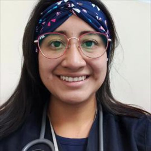 Stephanie Dayana Sigcho Garrido, Médico General en Quito | Agenda una cita online