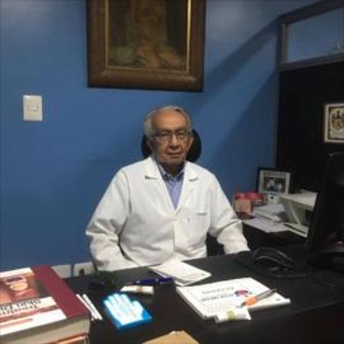 Gonzalo Calero Hidalgo, Dermatólogo y Venereologo en Guayaquil | Agenda una cita online