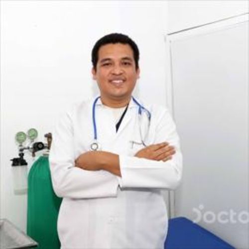 Bolivar Emanuel Santillan Alarcon, Médico General en Guayaquil | Agenda una cita online