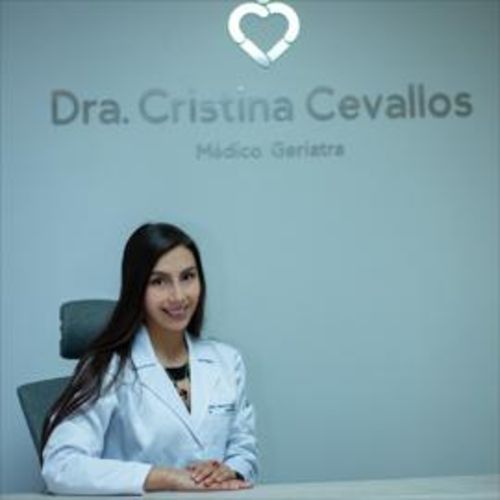 María Cristina Cevallos Loyola, Geriatra en Cuenca | Agenda una cita online