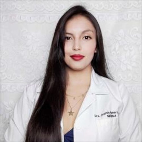 Jazmin Estefanía Romero Carrión, Médico General en Quito | Agenda una cita online