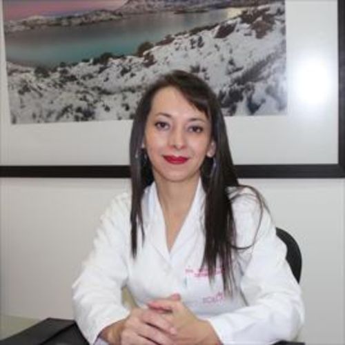 Mónica Patricia Zambrano Costales, Dermatólogo en Quito | Agenda una cita online