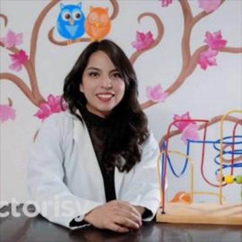 Alejandra Betsabé Poveda Pulla, Cardiólogo Infantil en Cuenca | Agenda una cita online
