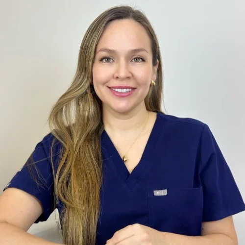 Gabriela Estefania Pico Loor, Cirugía General especializada en Laparoscopía en Guayaquil | Agenda una cita online