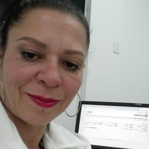 Liskie Mendez, Gastroenterólogo en Quito | Agenda una cita online