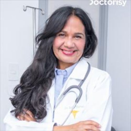 Marilu Villaroel V, Especialista en Medicina Familiar en Quito | Agenda una cita online