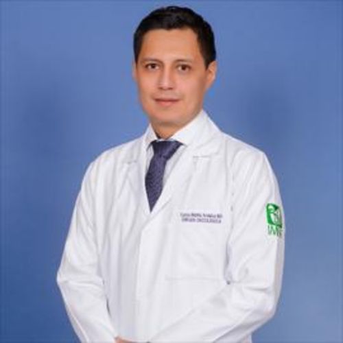 Carlos Riofrío, Oncólogo en Quito | Agenda una cita online