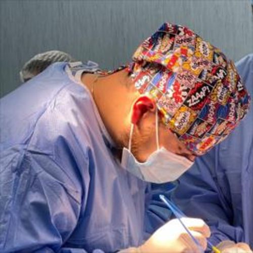 Freddy Alexander Aldaz Vallejo, Cirujano Pediátrico en Quito | Agenda una cita online