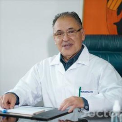Alfredo Edison Antonio Castro Cevallos, Neurocirujano en Quito | Agenda una cita online