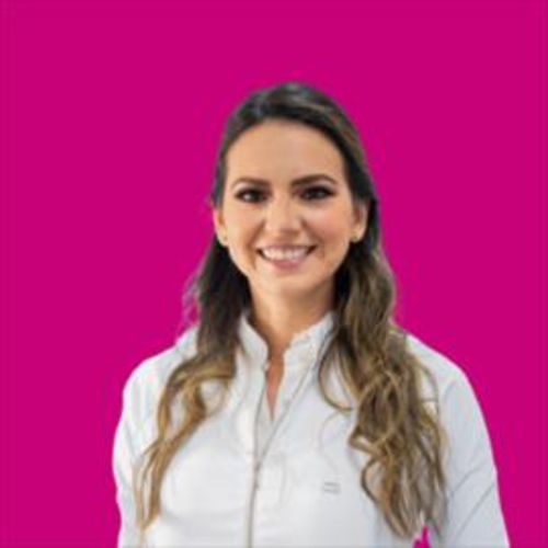 Karla Fernanda Albán Del Salto, Ortodoncista en Guayaquil | Agenda una cita online