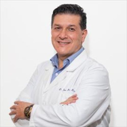 Juan Francisco Barzallo Viteri, Dermatólogo en Quito | Agenda una cita online
