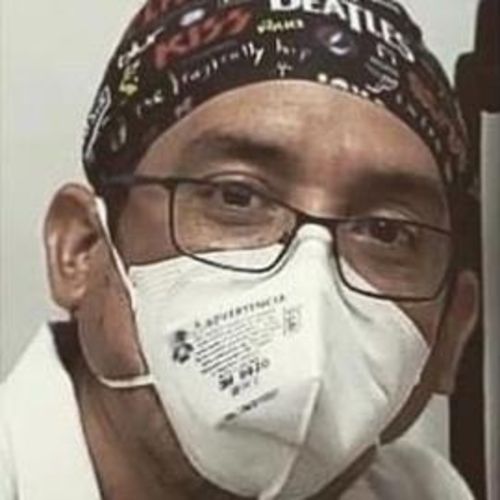 Juan Carlos Oleas Poveda, Ortopedista y Traumatólogo en Guayaquil | Agenda una cita online