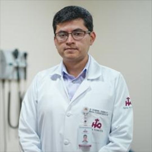 Hernán Gabriel Carrillo Sánchez, Cirujano Cardiovascular y Toracico en Quito | Agenda una cita online