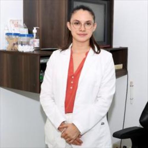 Roxana Ortega Pineda, Otorrinolaringólogo en Guayaquil | Agenda una cita online