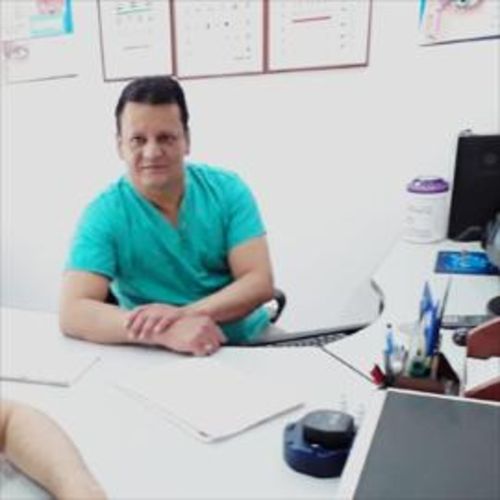 Harol Enrique Alfaro Fonseca, Oftalmólogo en Riobamba | Agenda una cita online