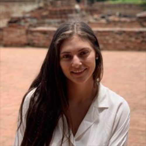 Camila Ruales Holguin, Nutricionista en Quito | Agenda una cita online