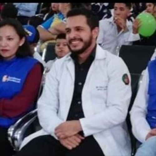 Carlos David Rojas Delgado, Médico Internista en Quito | Agenda una cita online