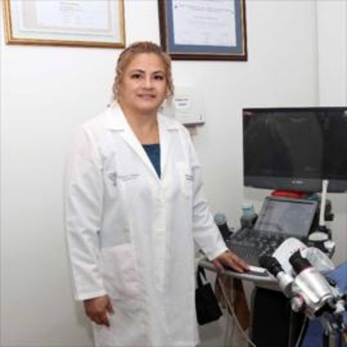 Mariuxi Enríquez Toala, Ginecólogo Obstetra en Guayaquil | Agenda una cita online