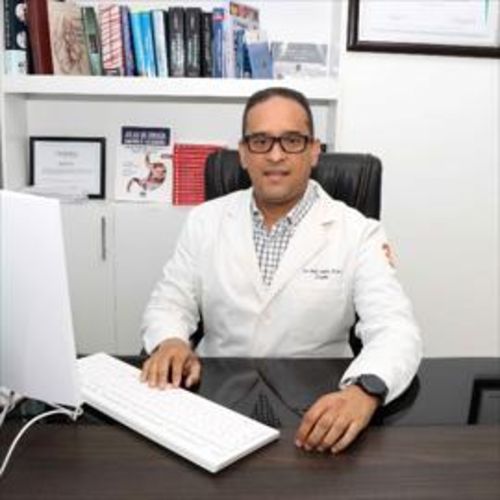 Paul Santos Ycaza, Cirujano General en Guayaquil | Agenda una cita online