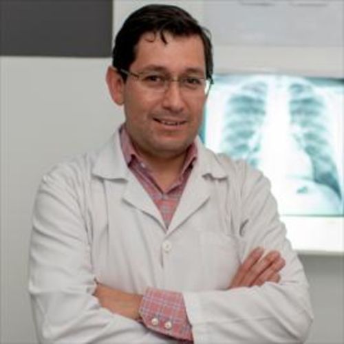 Iván Paredes Salvador, Médico Internista en Quito | Agenda una cita online