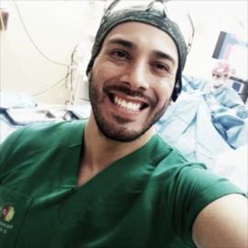 David Santiago Álvarez Gahona, Cirujano General en Quito | Agenda una cita online