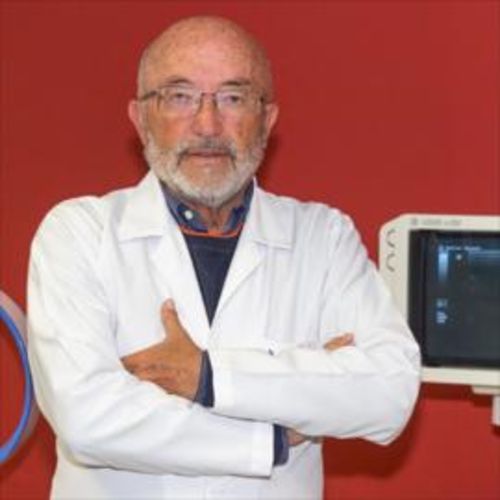 Antonio Betancourt , Especialista en cirugía vascular y angiología en Quito | Agenda una cita online